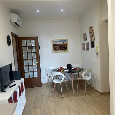 Casa Riboty By Ghor Rom