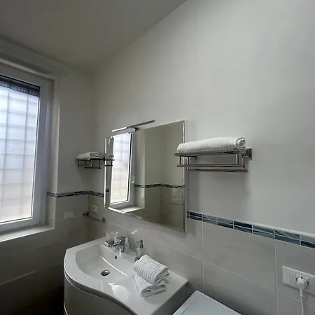 Casa Riboty By Ghor * Rom